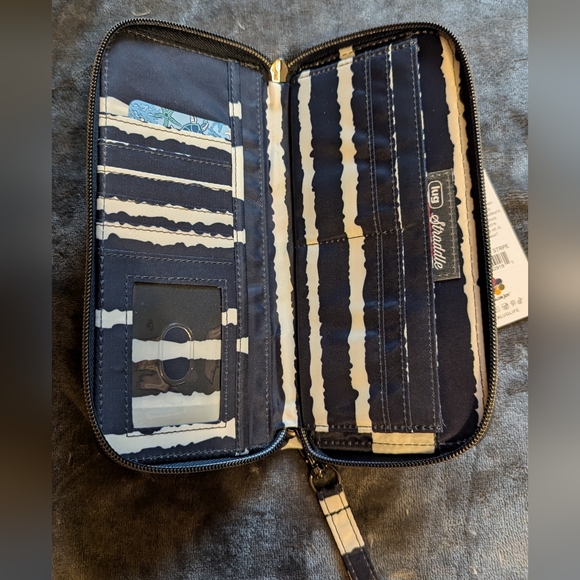 NWT - LUG - Straddle - Navy w/White Stripes - Picture 4 of 7